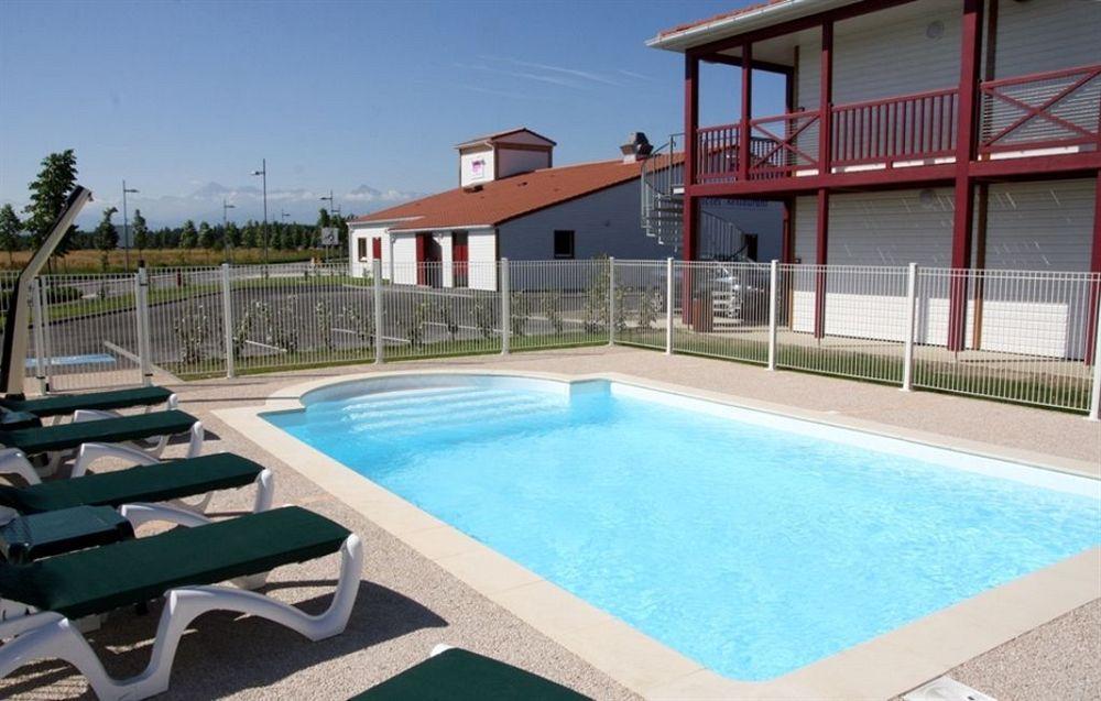 Everhotel De Tarbes-Ibos Zewnętrze zdjęcie