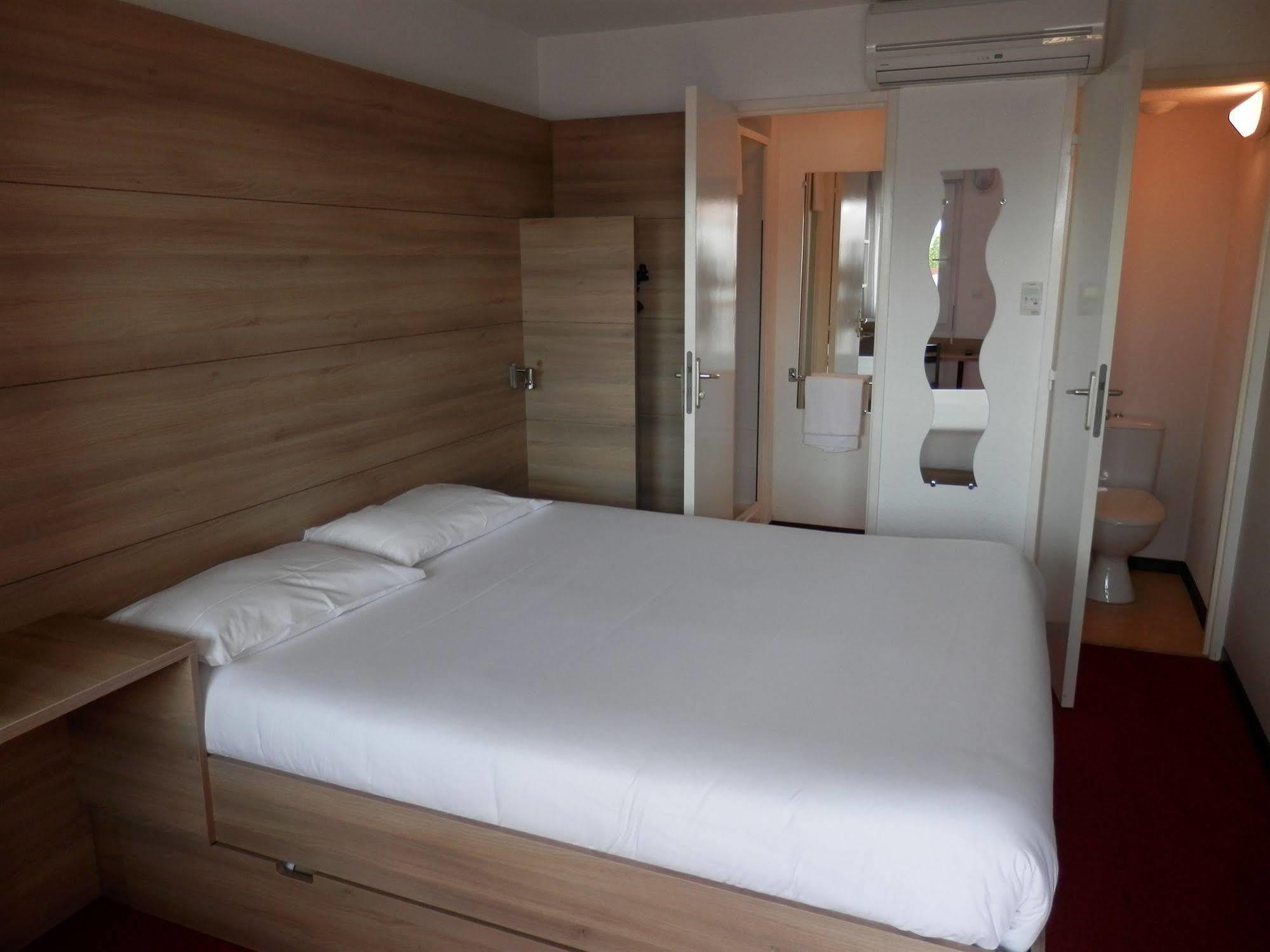 Everhotel De Tarbes-Ibos Zewnętrze zdjęcie