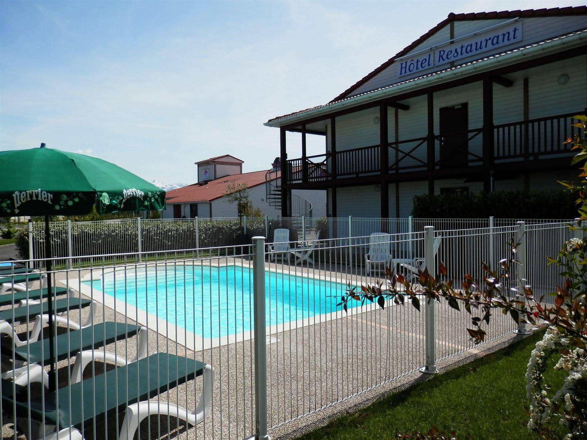 Everhotel De Tarbes-Ibos Zewnętrze zdjęcie